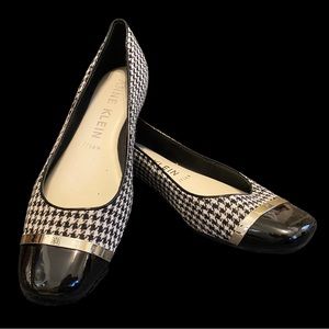Anne Klien Flex 10M Houndstooth with Patent Leather detail